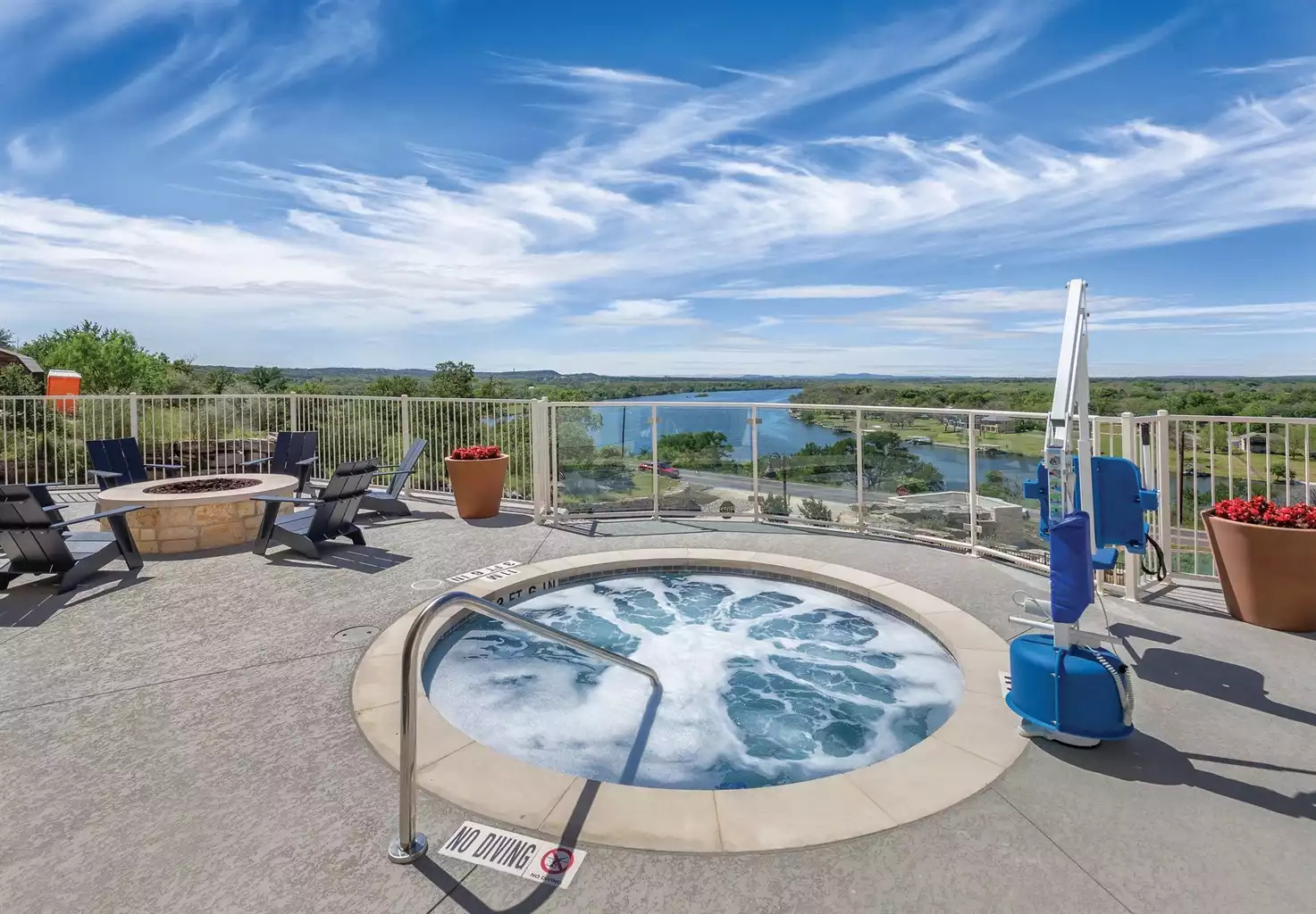 Pool & Hot Tub Pool & Hot Tub - Marble Falls Resort 2bdr - Marble Falls