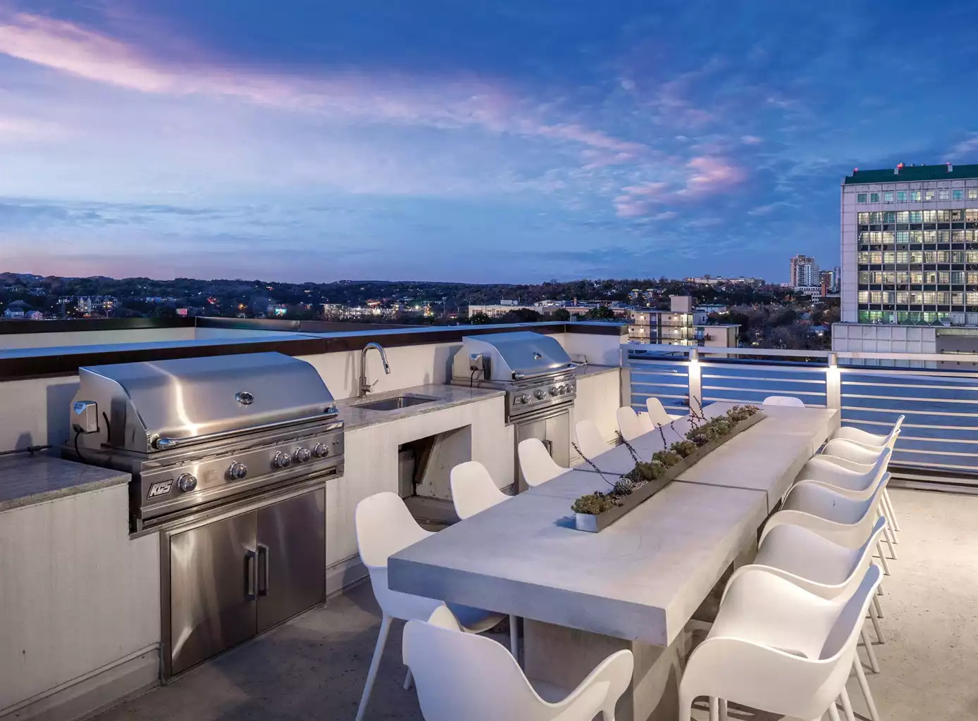 Rooftop Grill Area Rooftop Grill Area - Austin Resort Studio Presidential - Austin