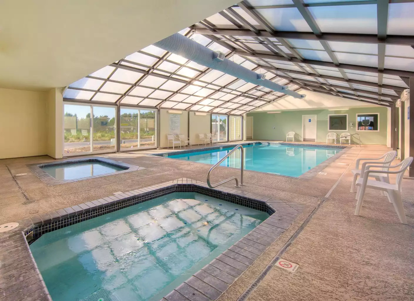 Pools & Hot Tubs Pools & Hot Tubs - Surfside Inn Resort 2bdr - Ocean Park