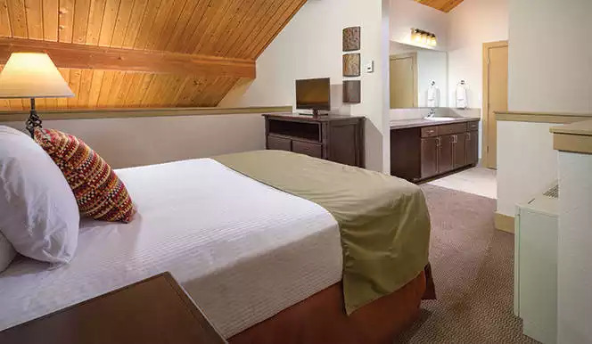 Master Bedroom Master Bedroom - Seventh Mountain Resort 1bdr Loft - Bend