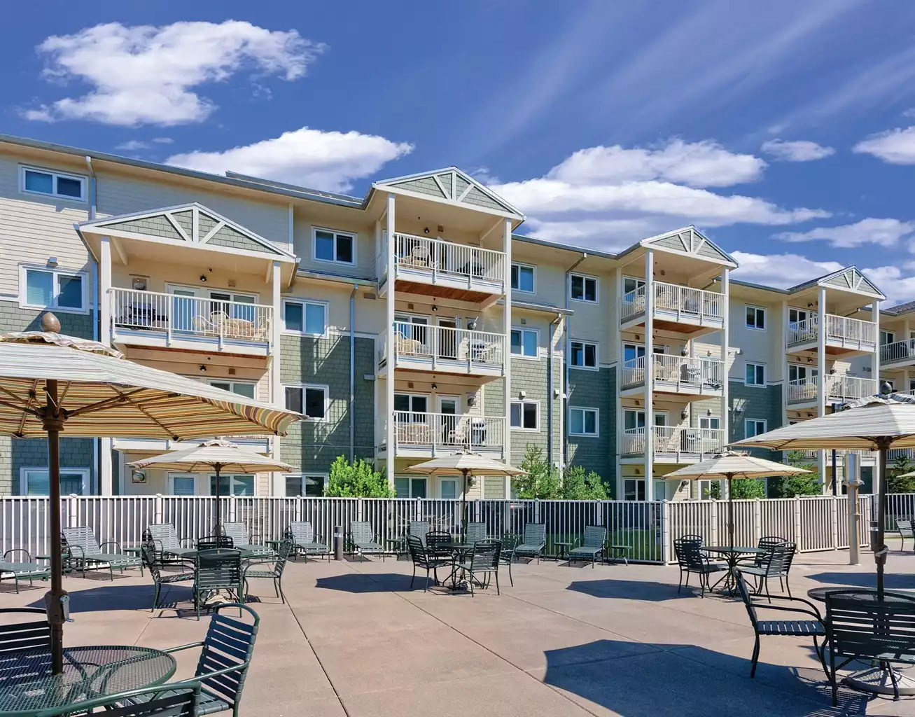 Exterior View Exterior View - Long Beach Resort 2bdr Twin - Long Beach