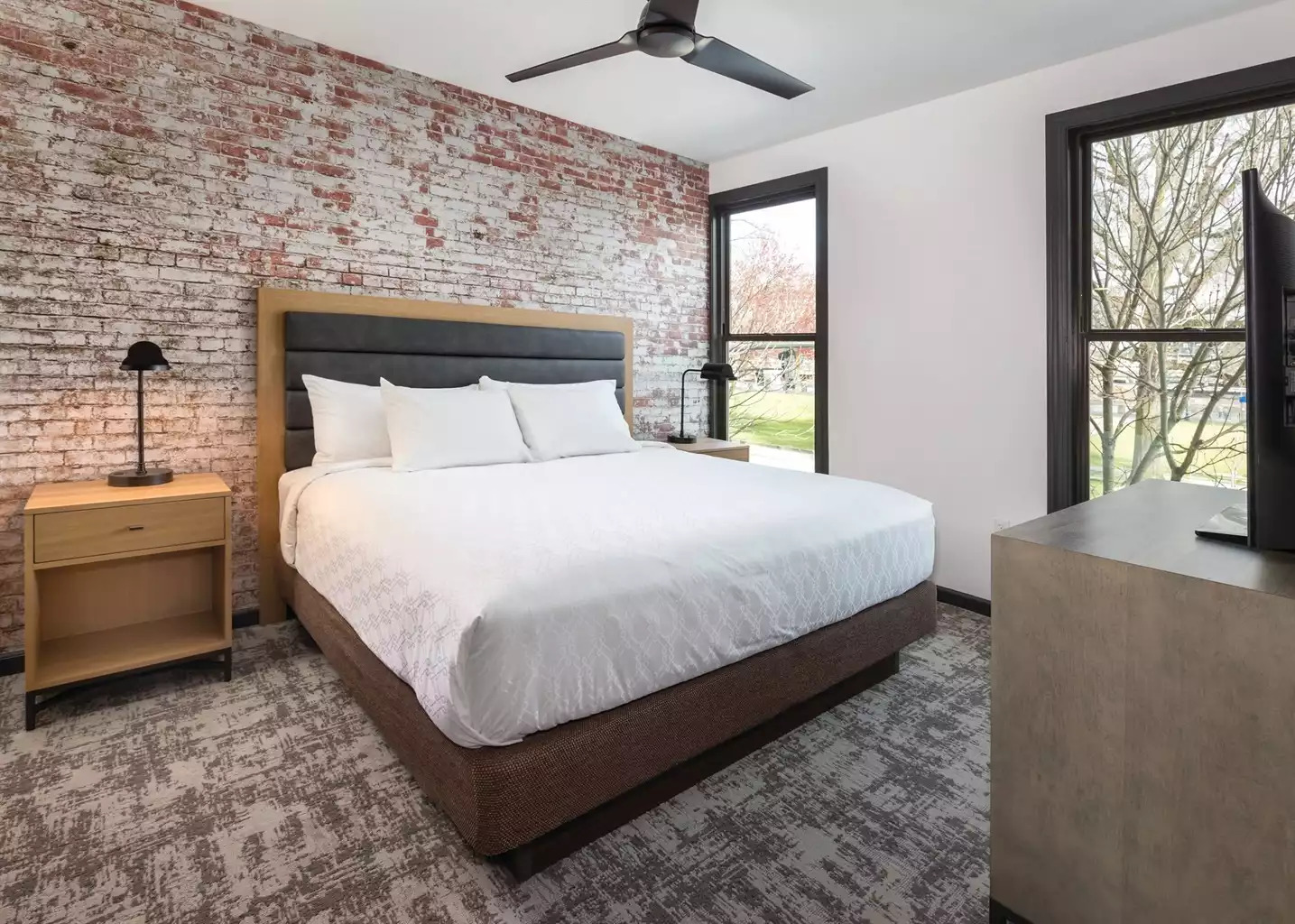 Master Bedroom Master Bedroom - Portland - Waterfront Park Resort 1bdr - Portland