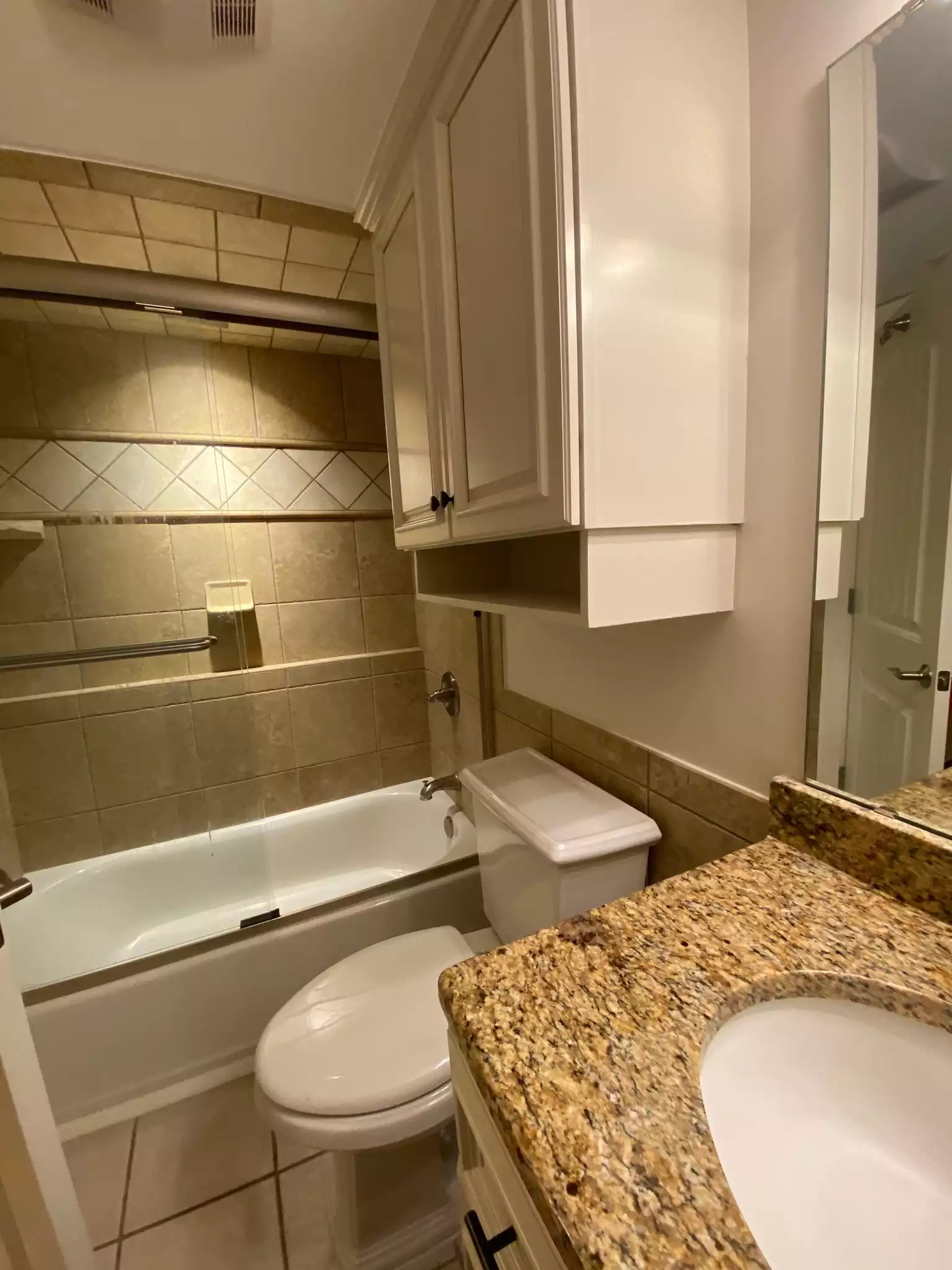 2nd Queen Master en suite bath! 2nd Queen Master en suite bath! - One Ocean Place 1101! Beautiful OceanFront Condo! - Murrells Inlet