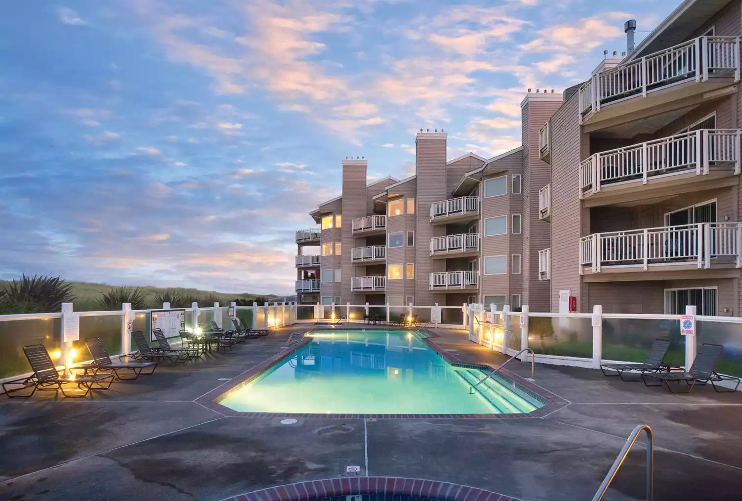 Pools & Hot Tubs Pools & Hot Tubs - Mariner Village 2bdr - Ocean Shores