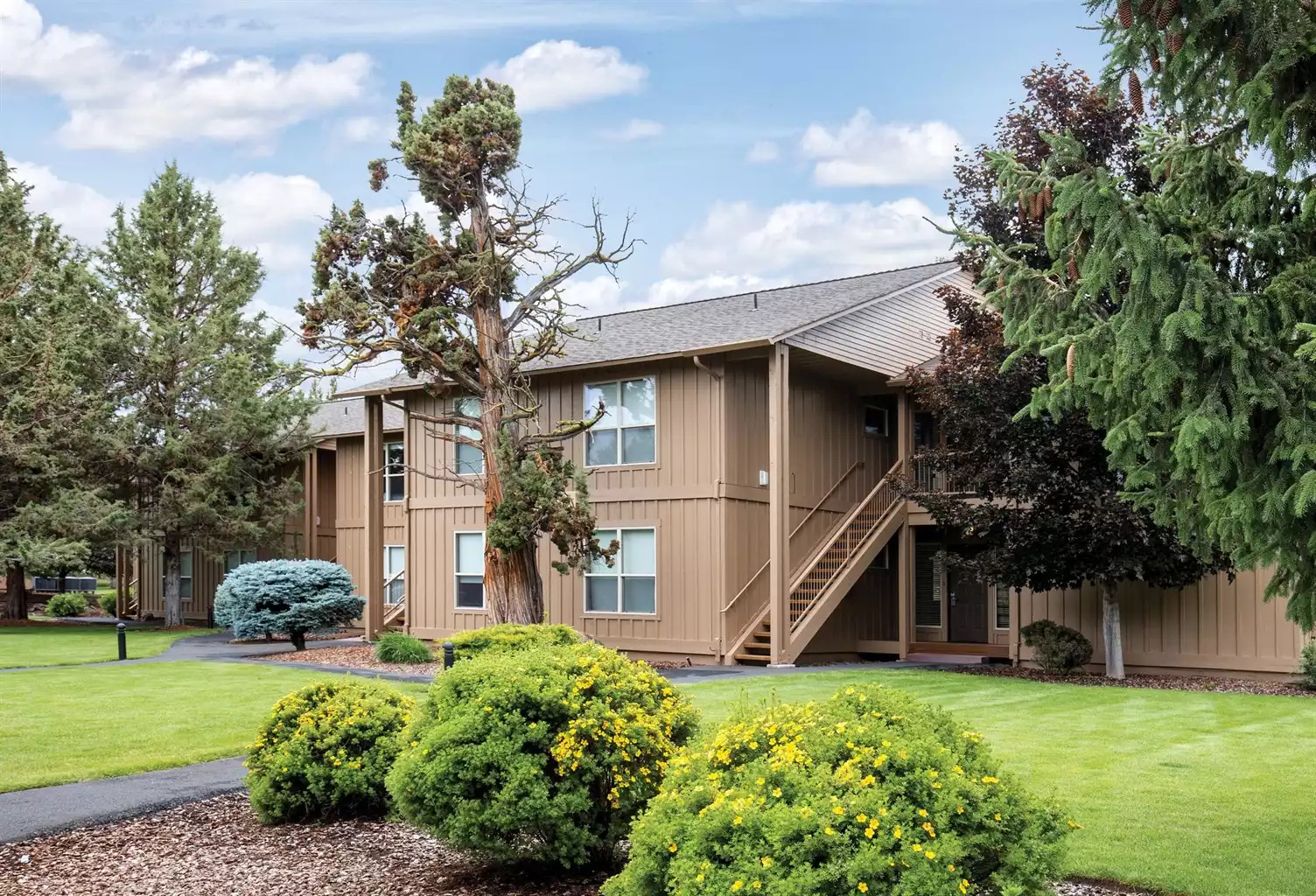 Exterior View Exterior View - Eagle Crest Resort 3bdr Chalet - Redmond