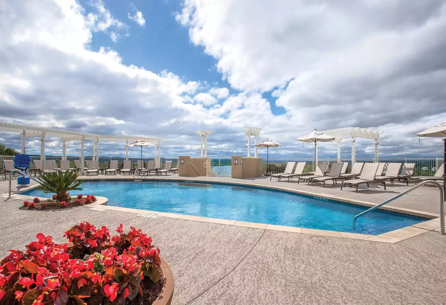 Pool & Hot Tub Pool & Hot Tub - Marble Falls Resort 2bdr Presidential - Marble Falls