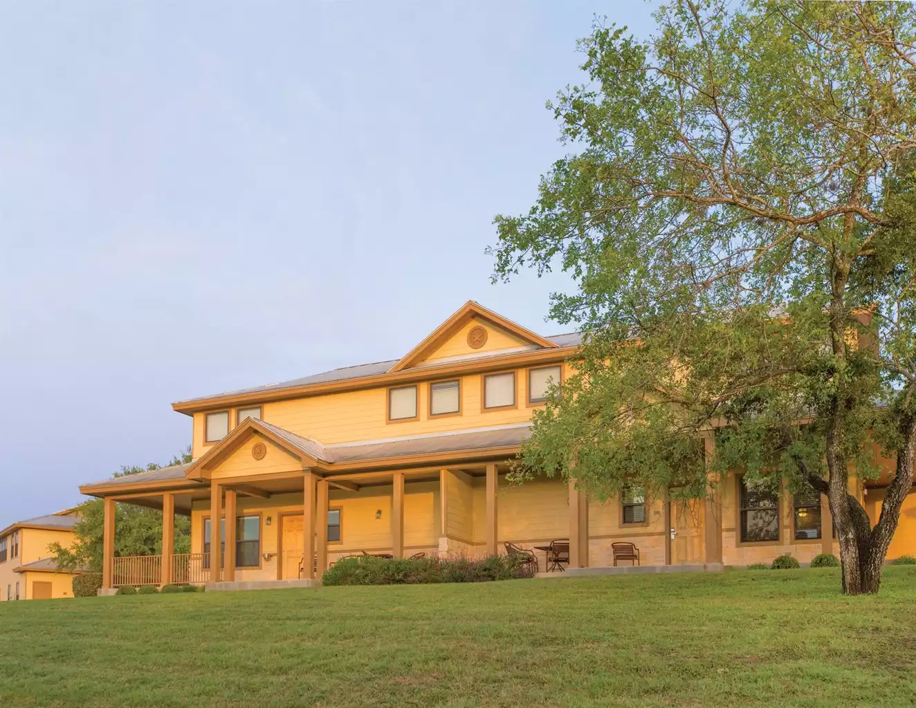 Exterior View Exterior View - New Braunfels Resort 2bdr Deluxe - New Braunfels