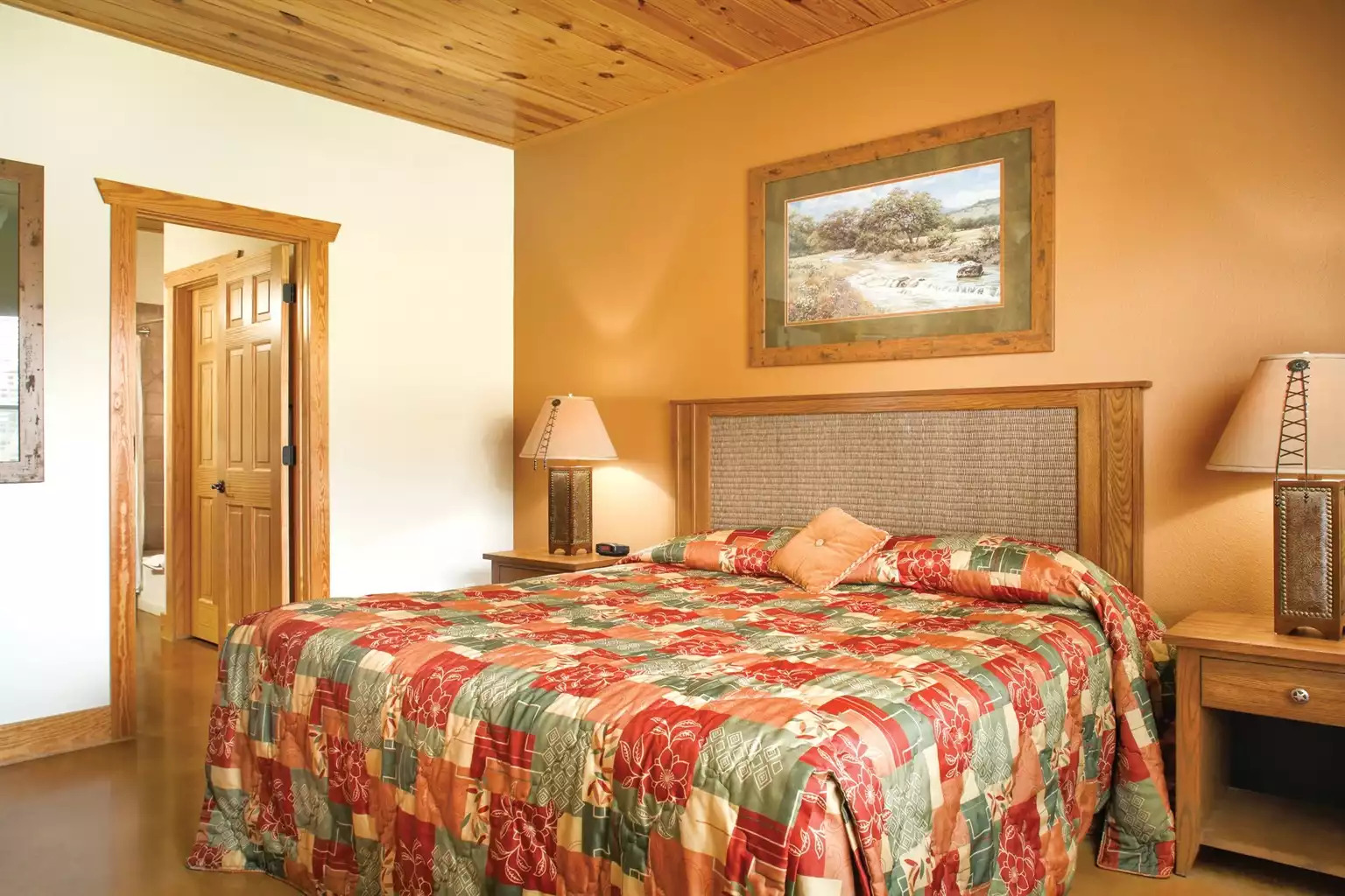 Master Bedroom Master Bedroom - New Braunfels Resort 2bdr Deluxe - New Braunfels