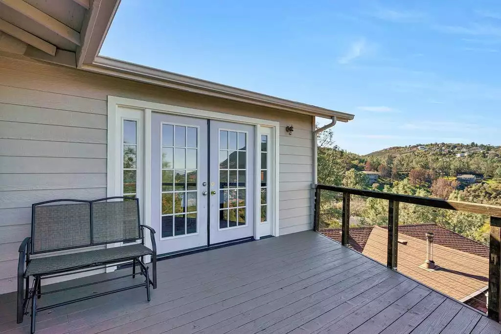 NEW Unobstructed Lake/Mountain View home, movie rm - Kelseyville NEW Unobstructed Lake/Mountain View home, movie rm - Kelseyville