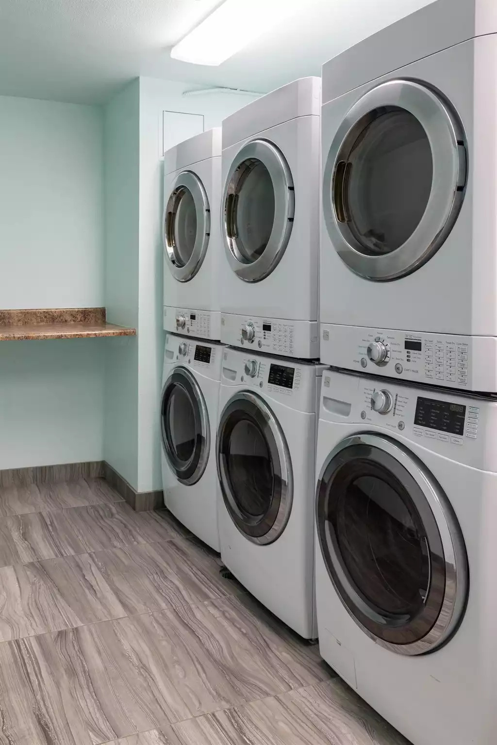 Laundry Facility Laundry Facility - Mission Valley Resort 2bdr Queen - San Diego County