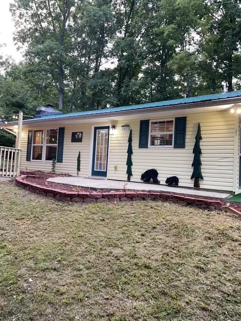 Paradise at the Smokies Cabin - Sevierville Paradise at the Smokies Cabin - Sevierville