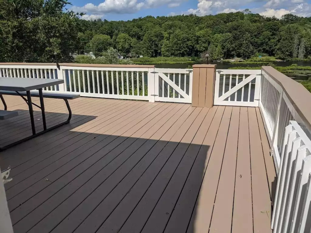 Plenty of entertainment options Plenty of entertainment options - Legacy Lake House - Kingsley