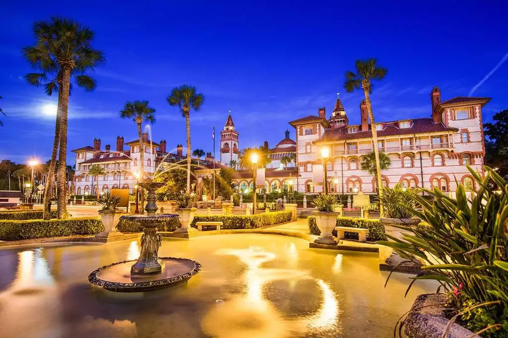 St. Augustine night life. St. Augustine night life. - Heated Saltwater Pool*Harry Potter*Fire Pit*BBQ*EV - St. Augustine