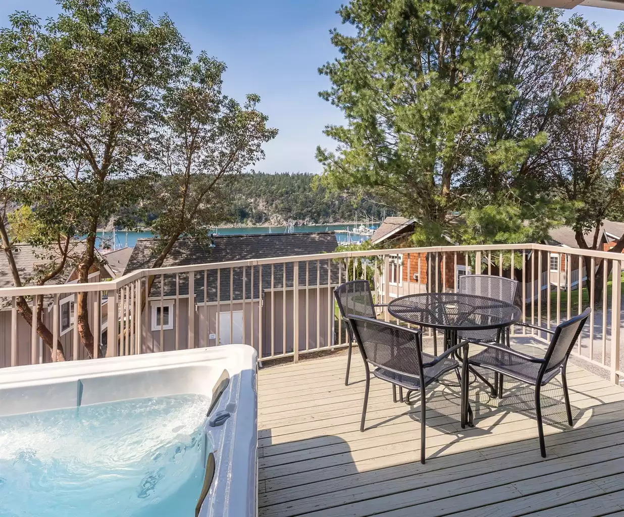Balcony Balcony - Deer Harbor Resort 1bdr Garden Cottage - Deer Harbor