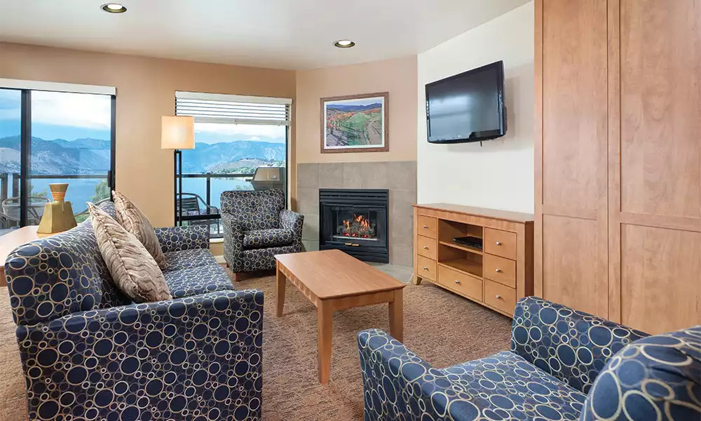 Living Area Living Area - Lake Chelan Shores 1bdr - Chelan