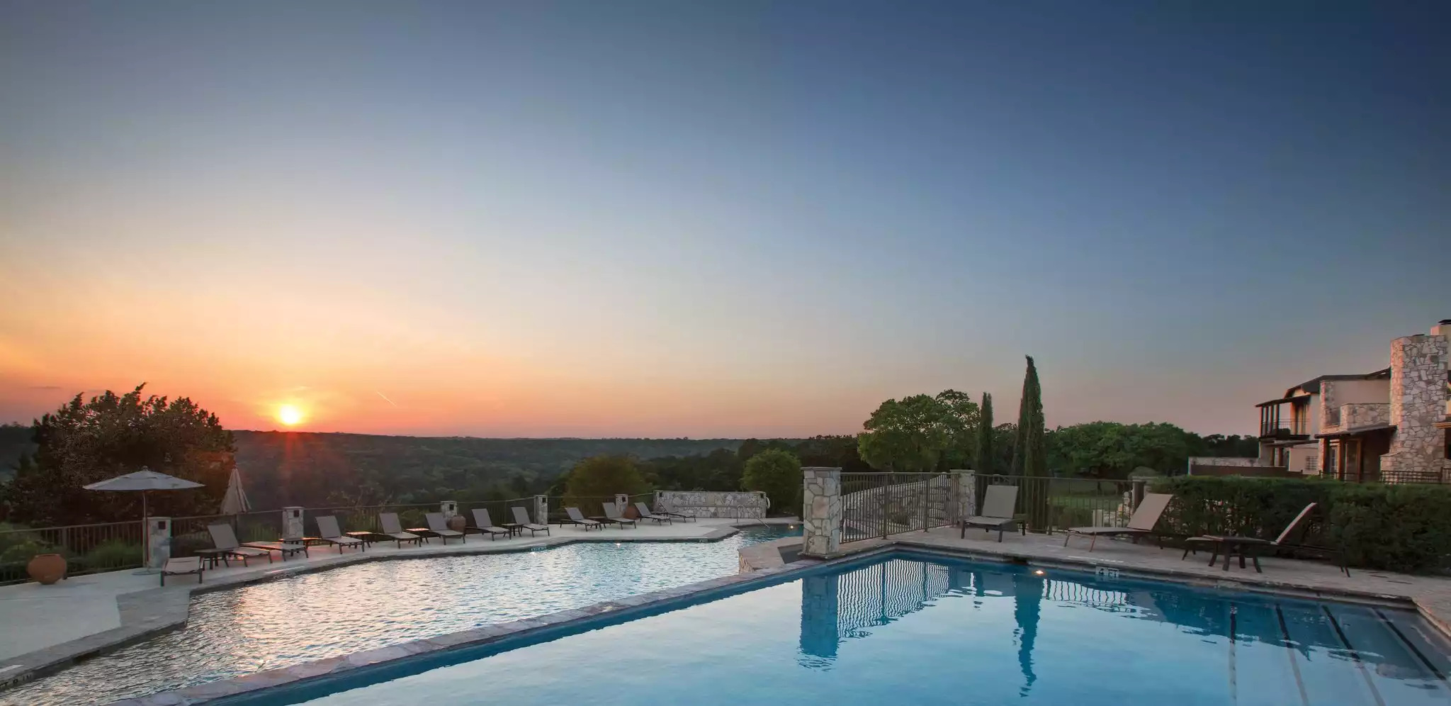 Overlooking Pool Overlooking Pool - Stablewood Springs Resort 2bdr - Hunt