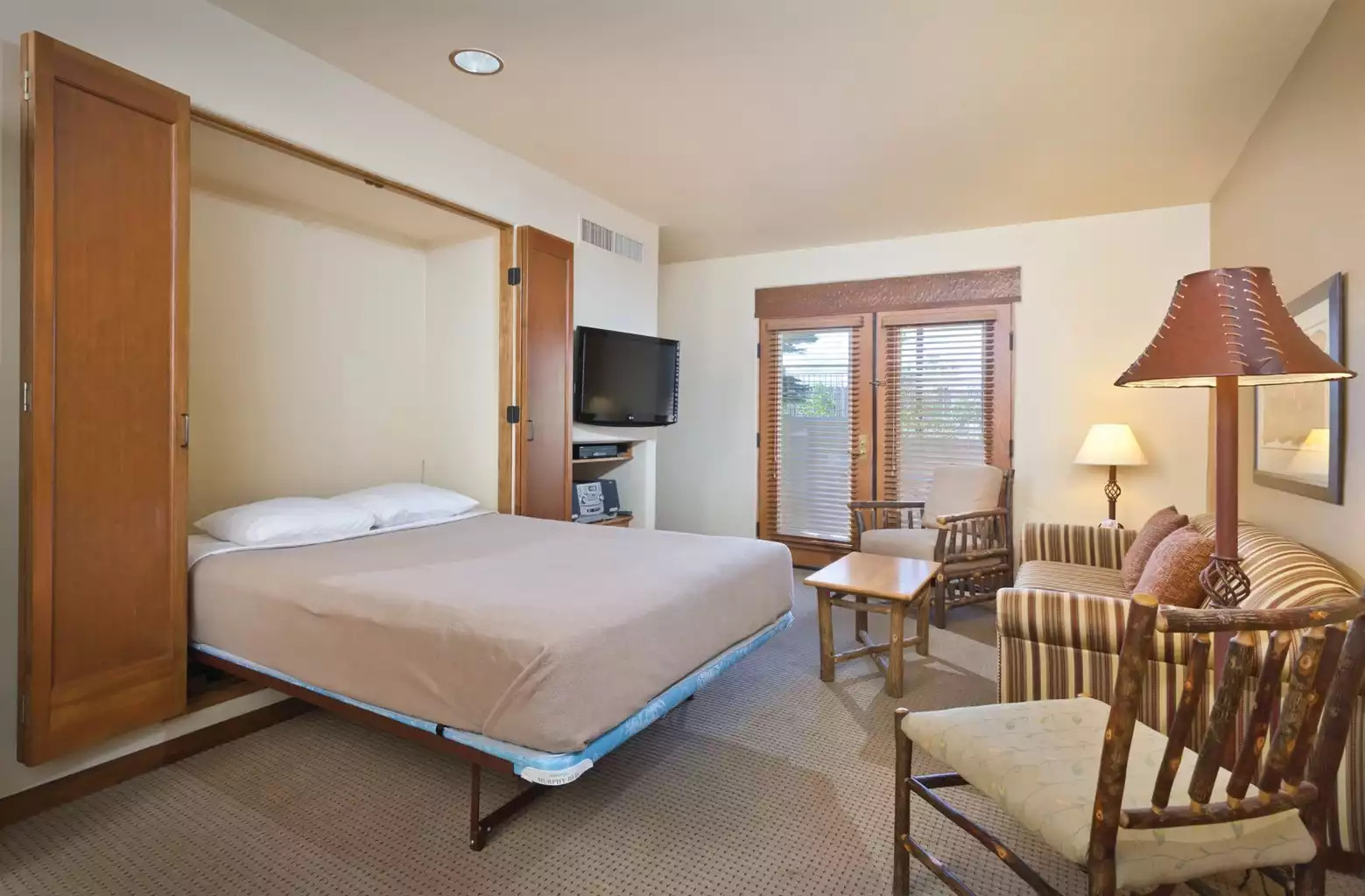 Murphy Bed Murphy Bed - Taos Resort 2bdr Queen - Taos