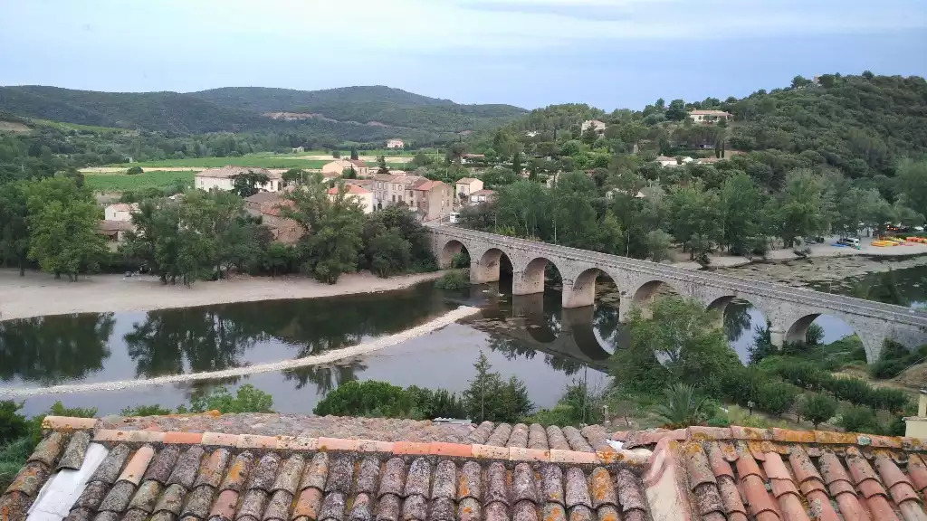 View of Roquebrun's bridge and riverside beach View of Roquebrun's bridge and riverside beach - Maison de Farine - Le Cave - Roquebrun