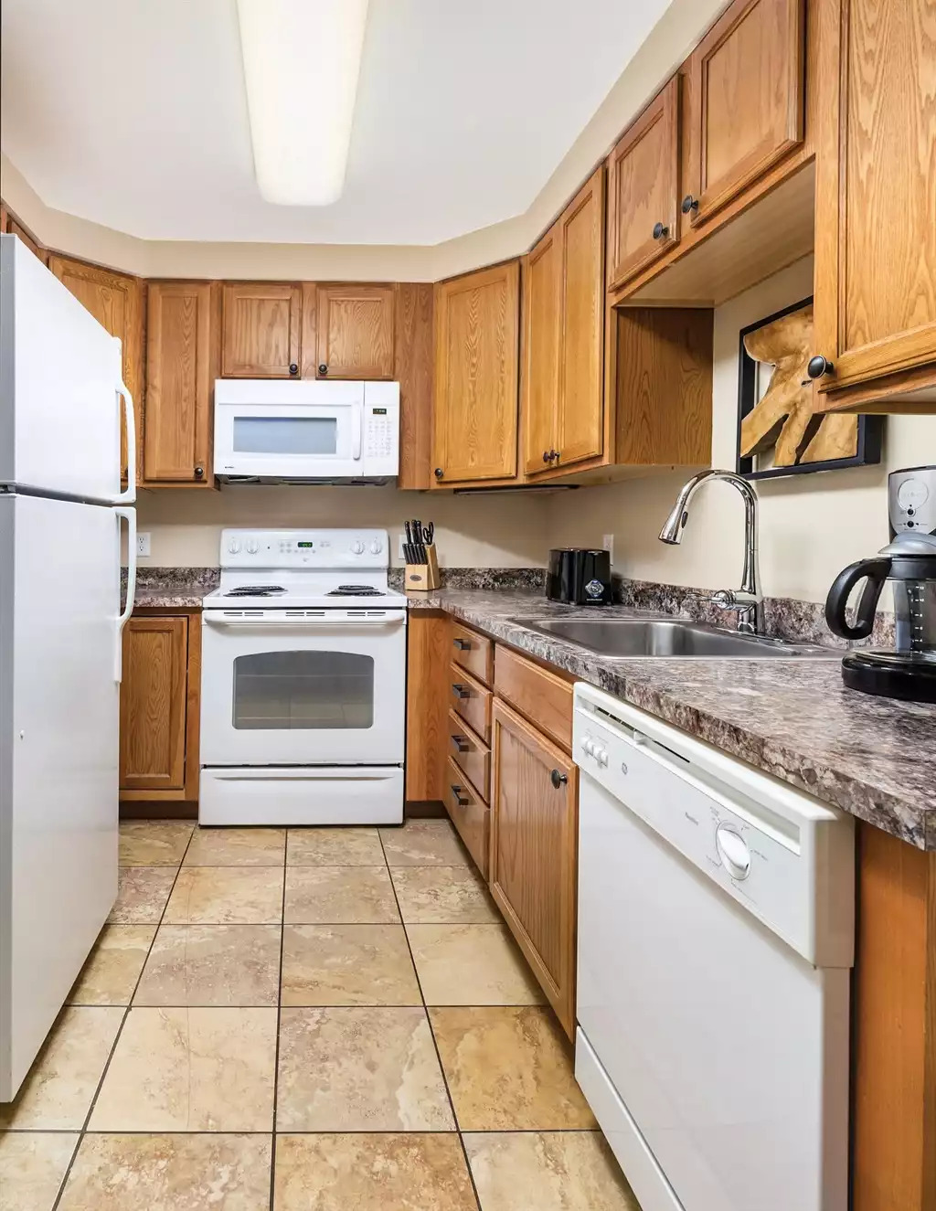 Kitchen Kitchen - Estes Park Resort 2bdr Queen - Estes Park