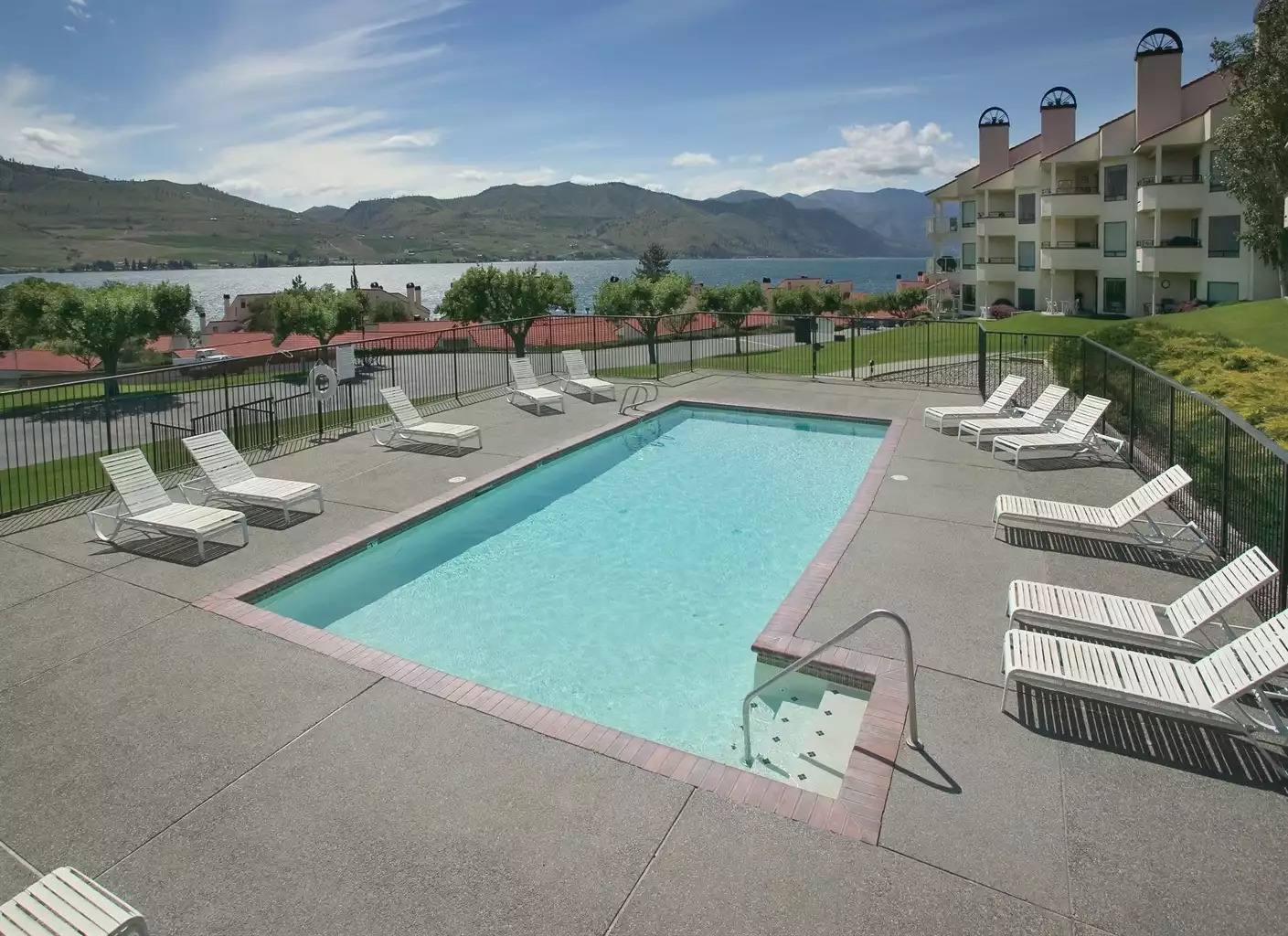 Adult & Kids Pool Adult & Kids Pool - Lake Chelan Shores 1bdr - Chelan