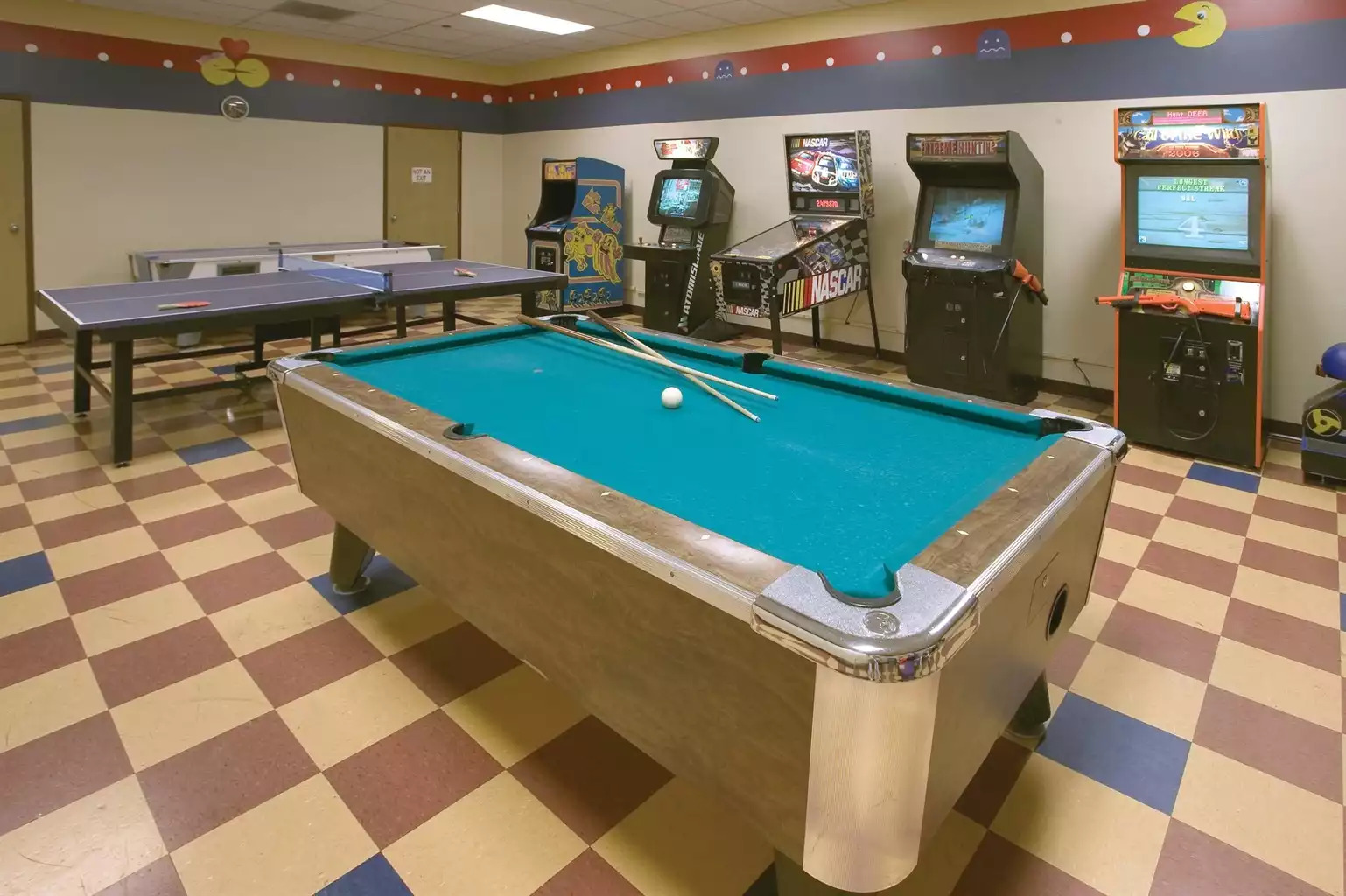 Game Room Game Room - Eagle Crest Resort 2bdr Chalet - Redmond