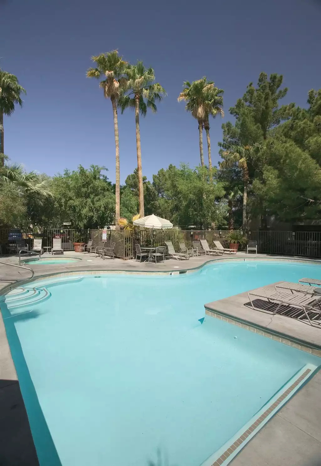 Adult & Kids Pool Adult & Kids Pool - Spencer St Resort 1bdr - Las Vegas