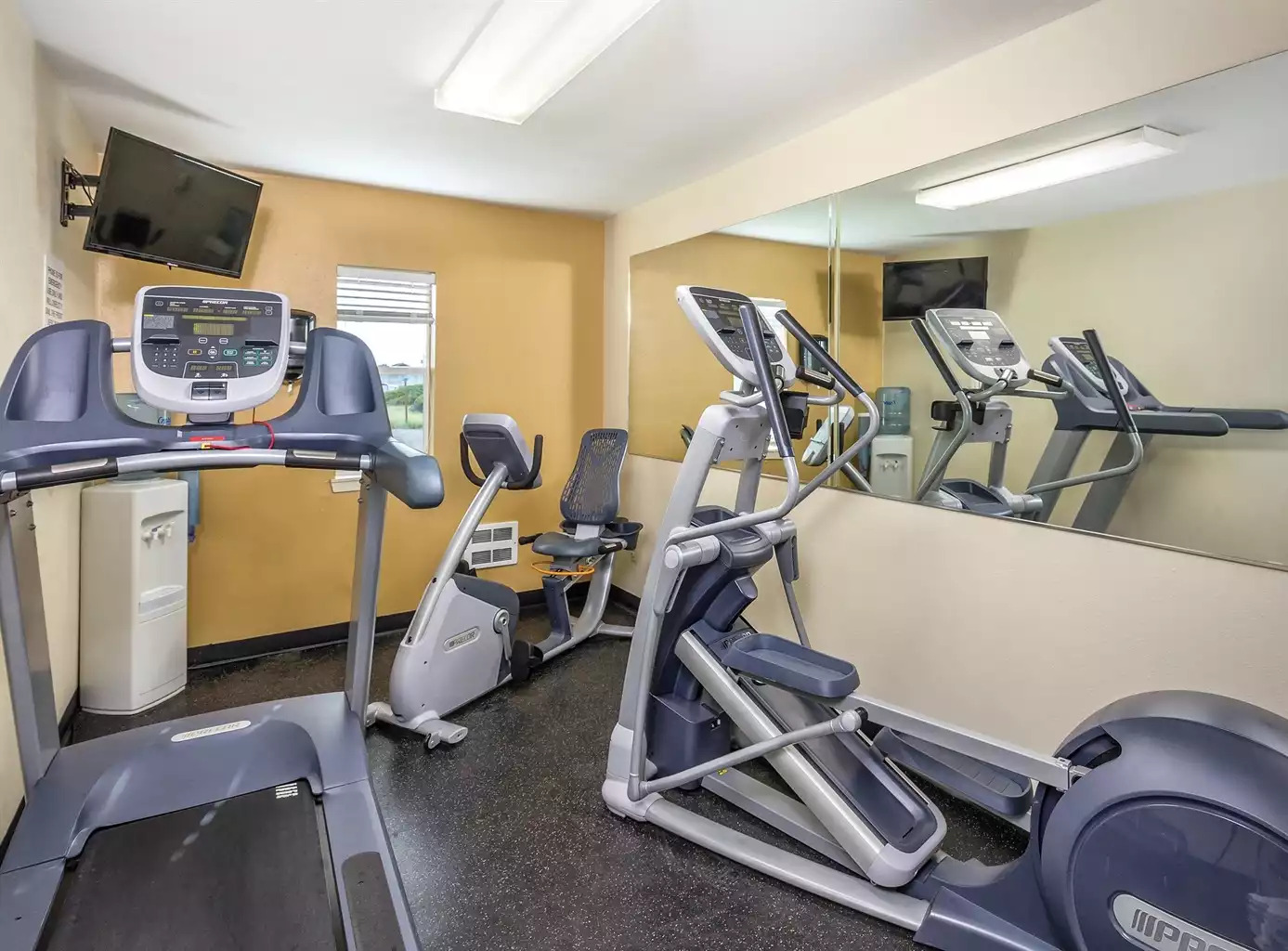 Indoor Gym Indoor Gym - Mariner Village 2bdr - Ocean Shores