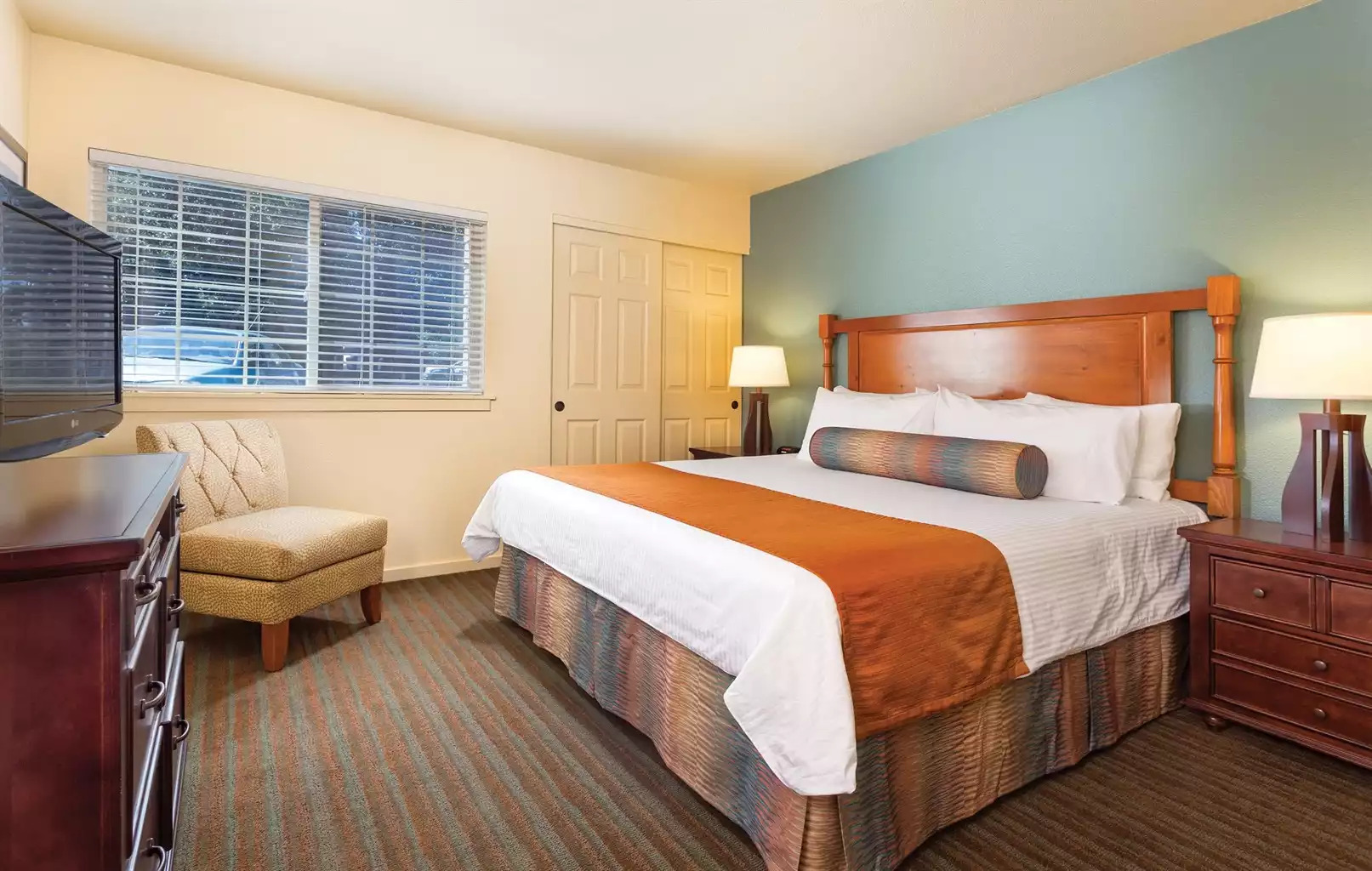 Master Bedroom Master Bedroom - Running Y Resort 3bdr - Klamath Falls