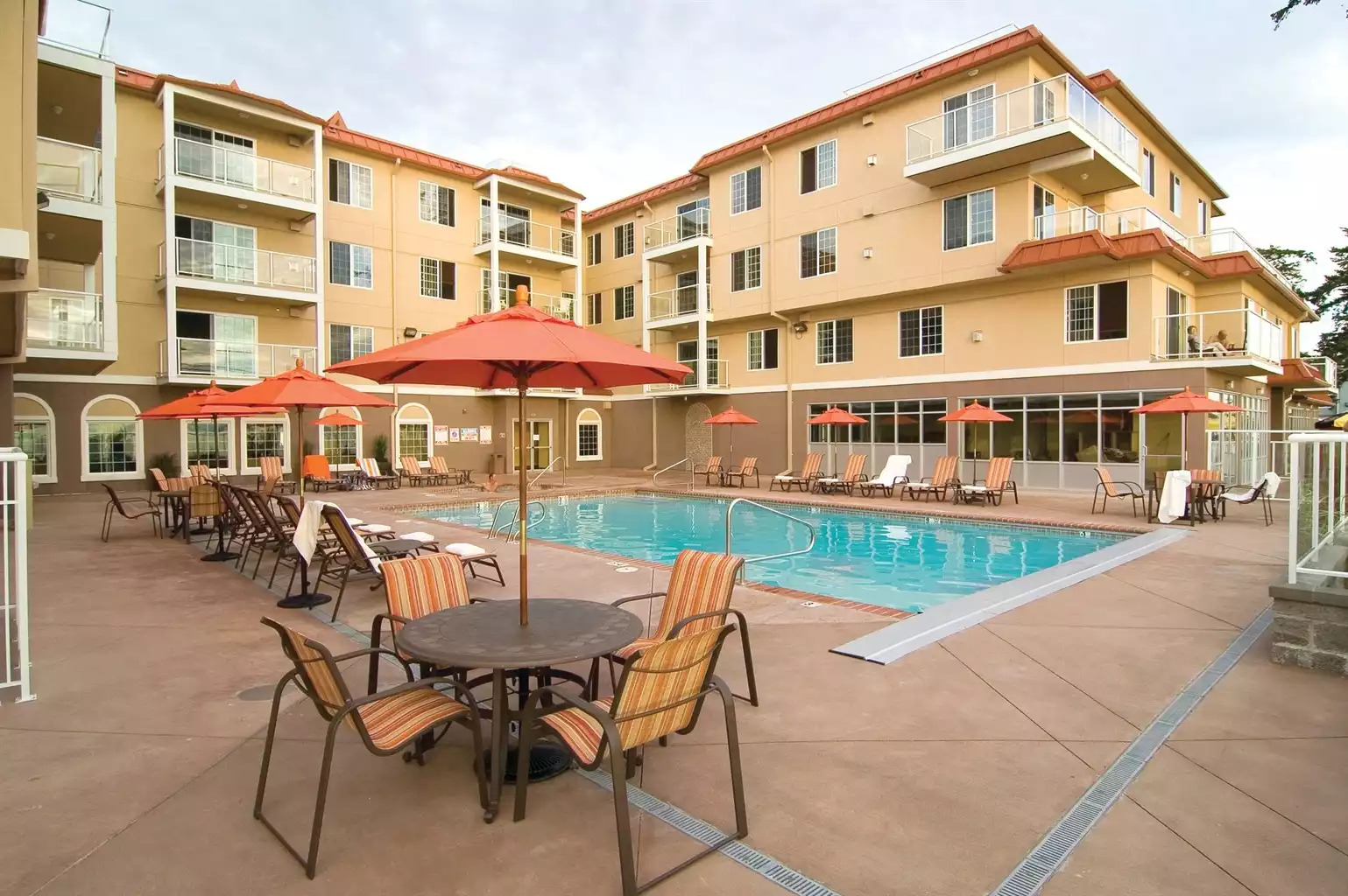 Pools & Hot Tubs Pools & Hot Tubs - Blaine Resort 2bdr - Blaine