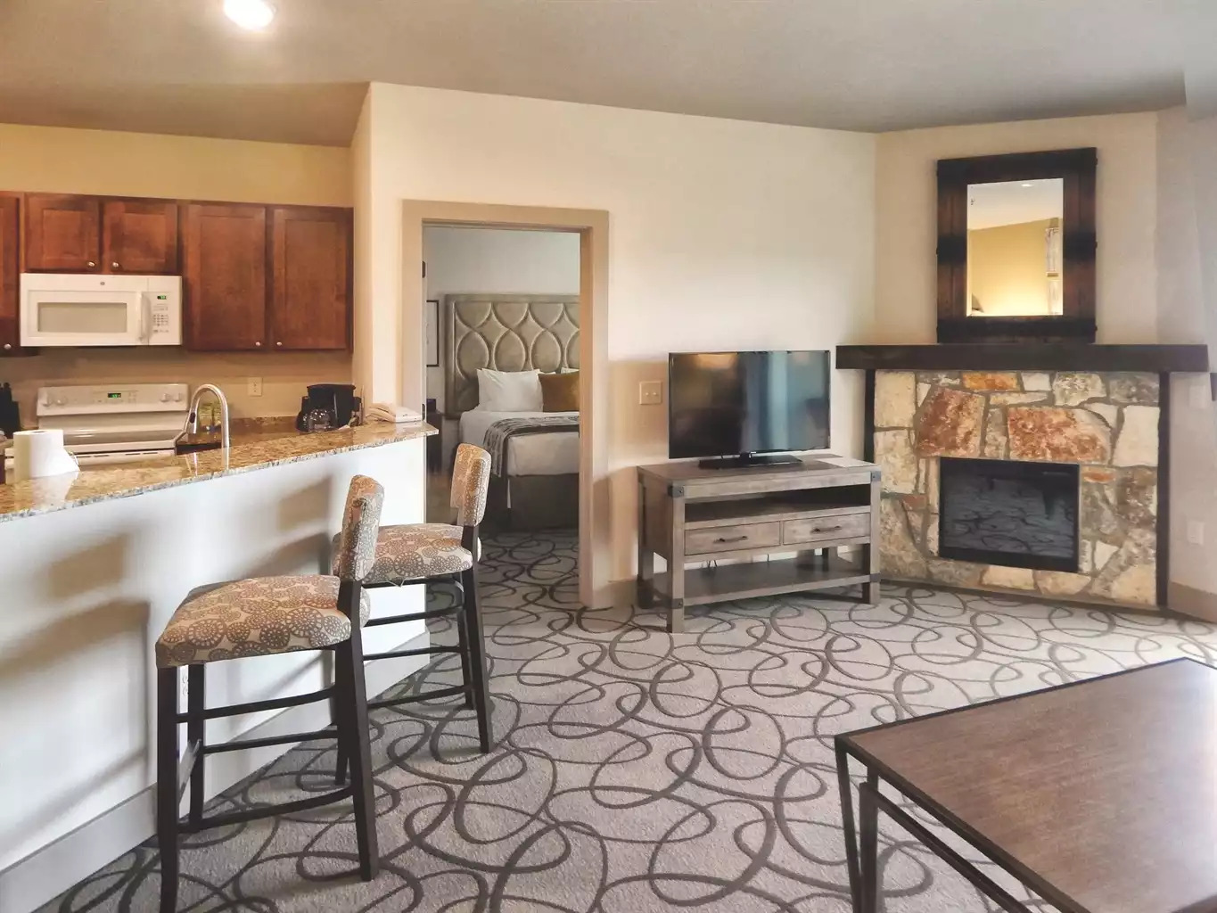 Kitchen & Living Area Kitchen & Living Area - Stablewood Springs Resort 2bdr - Hunt