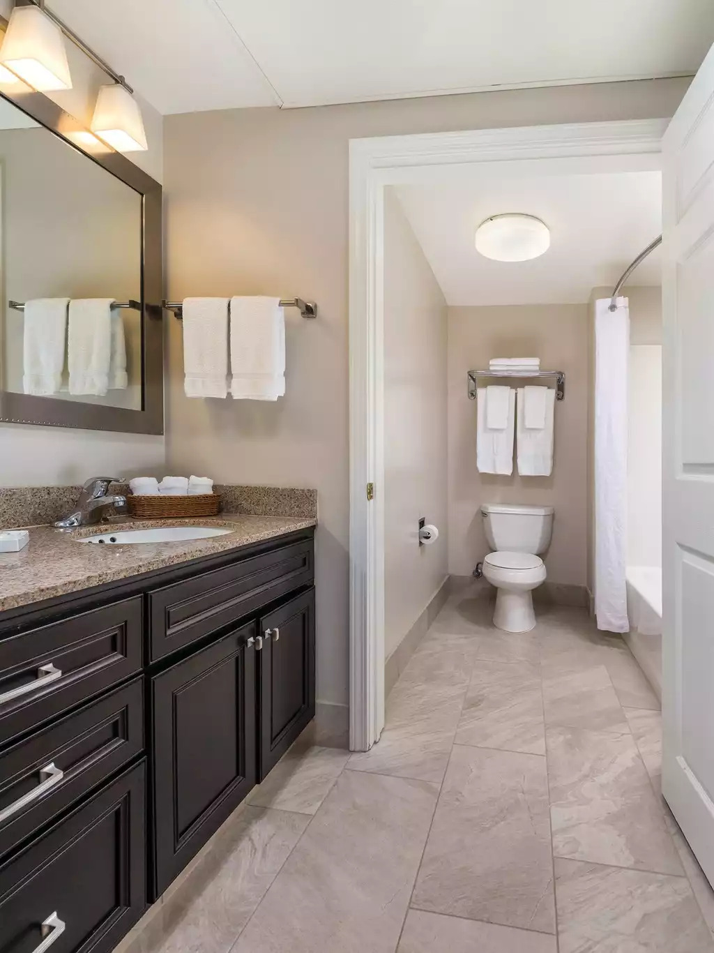 Bathroom Bathroom - Balboa Park Resort 1bdr Hotel - San Diego County