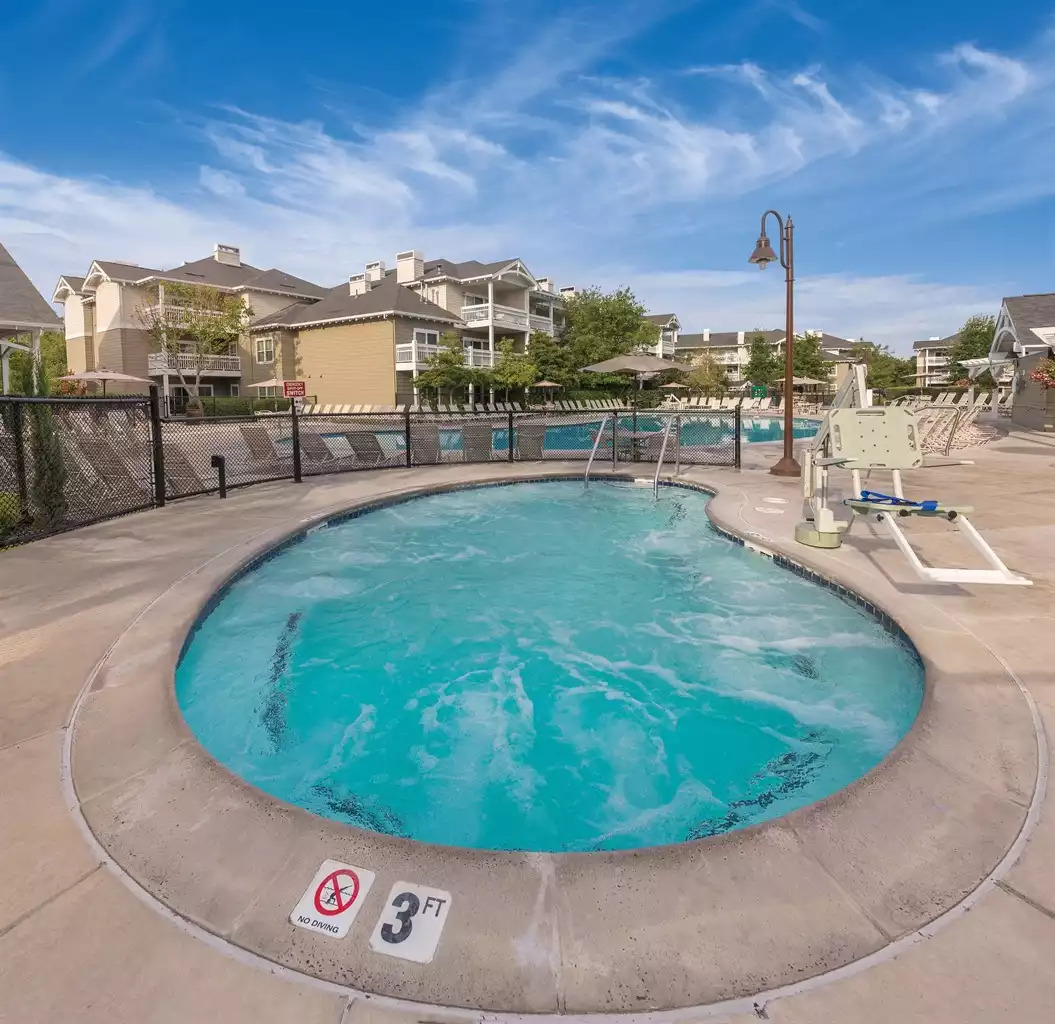 Adult & Kids Pool Adult & Kids Pool - Windsor Resort 2bdr Queen - Windsor