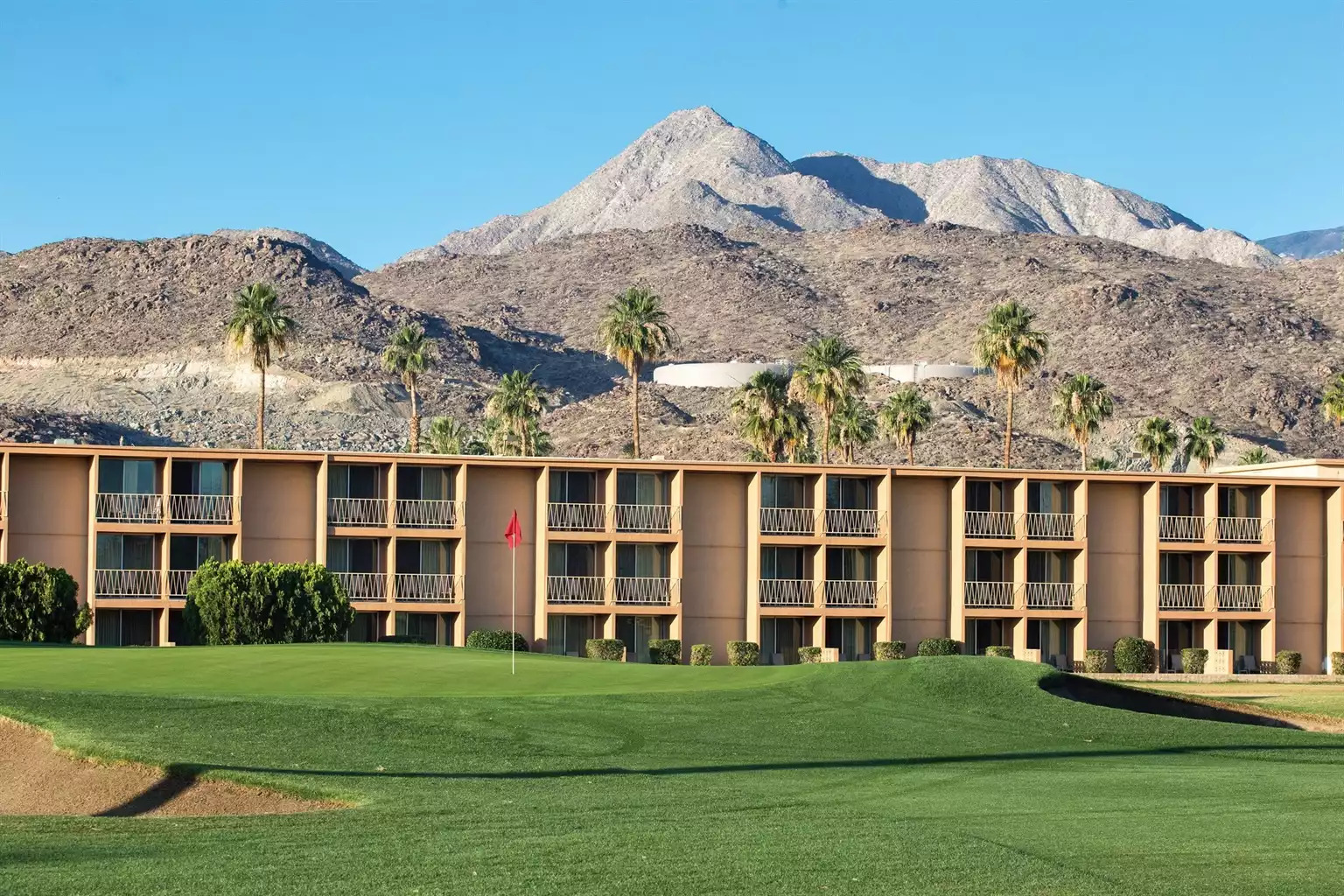 Plaza Resort External View Plaza Resort External View - Plaza Resort and Spa 1bdr - Palm Springs