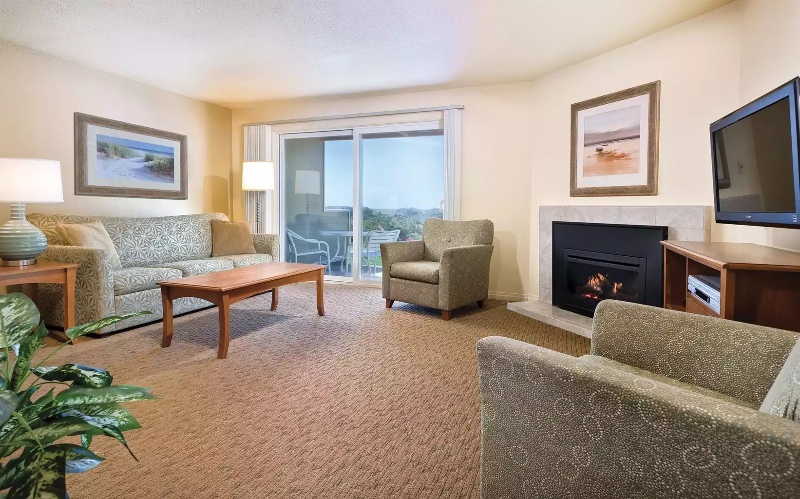 Living Area Living Area - Surfside Inn Resort 2bdr - Ocean Park