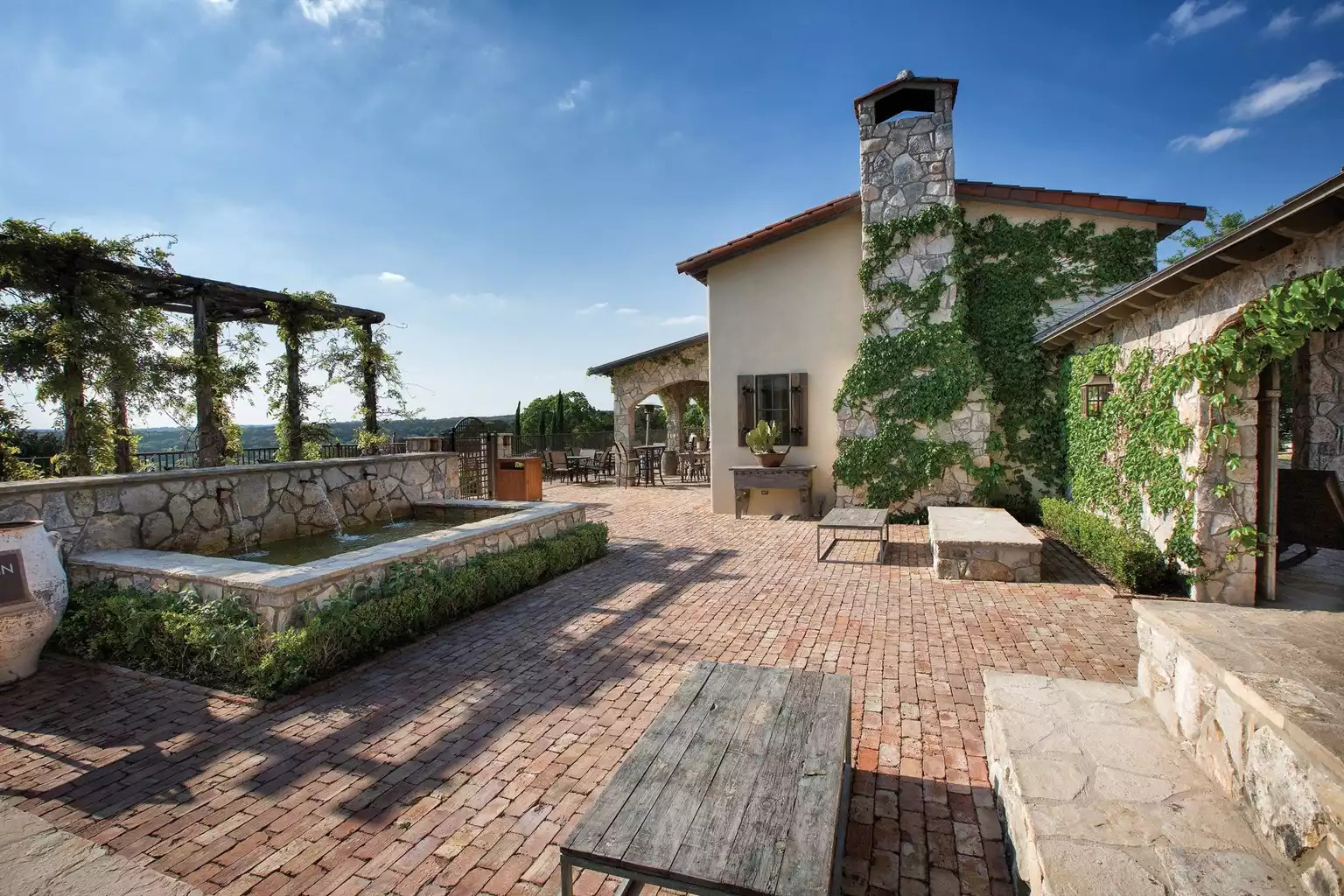 Garden & Picnic Area Garden & Picnic Area - Stablewood Springs Resort 2bdr - Hunt
