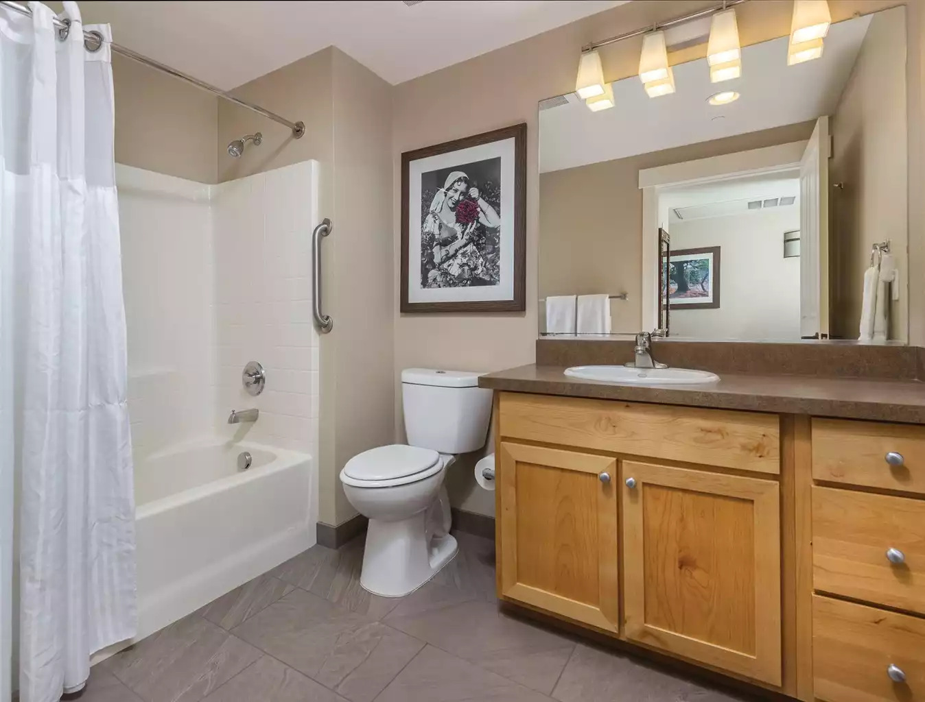 Bathroom Bathroom - Windsor Resort 1bdr - Windsor