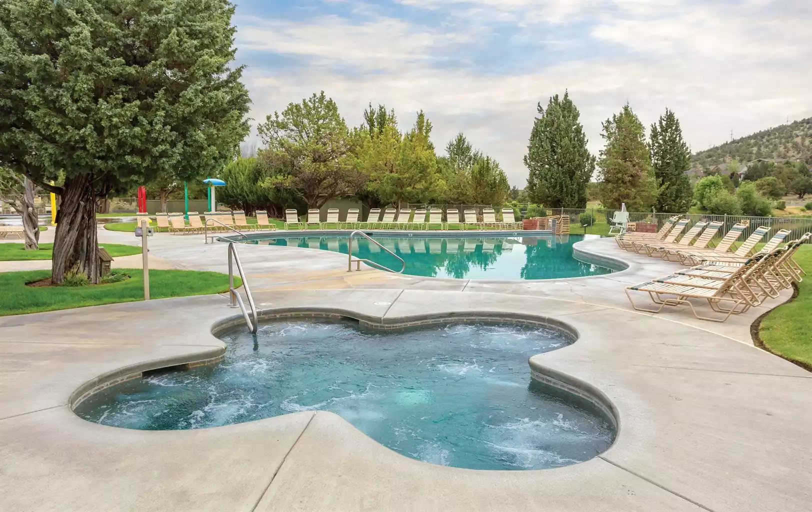 Adult & Kids Pool Adult & Kids Pool - Eagle Crest Resort 3bdr Chalet - Redmond
