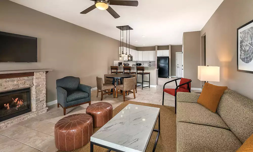 Kitchen & Living Area Kitchen & Living Area - Marble Falls Resort 2bdr Penthouse - Marble Falls