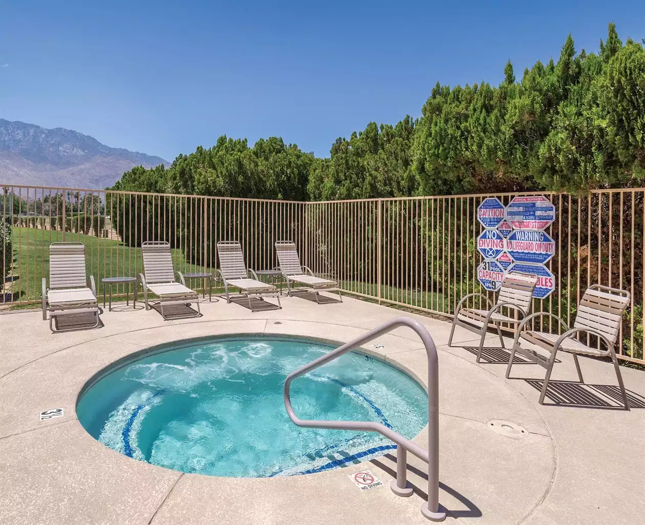 Pool & Hot Tub Pool & Hot Tub - Plaza Resort and Spa Studio - Palm Springs