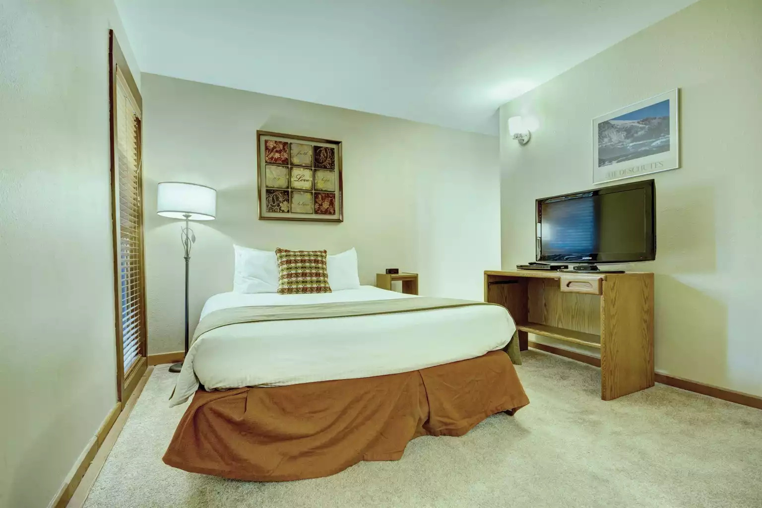 Master Bedroom Master Bedroom - Seventh Mountain Resort 1bdr - Bend
