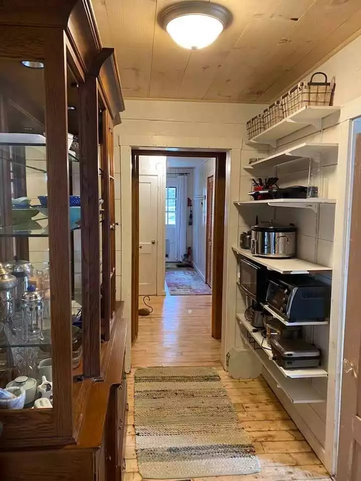 Pantry Pantry - Vermont Cottage Amherst Lake & Sanctuary - Plymouth