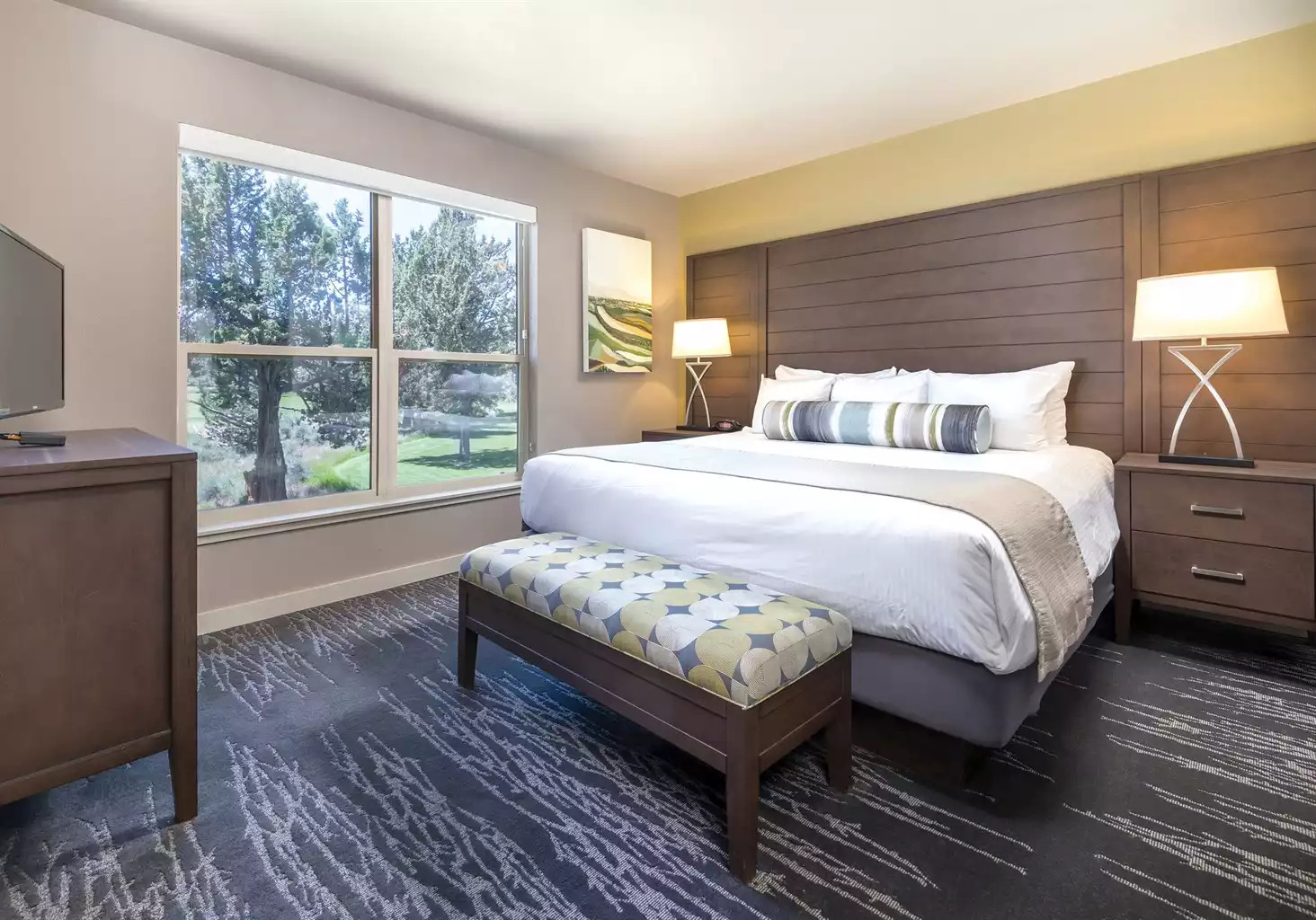 Master Bedroom Master Bedroom - Eagle Crest Resort 3bdr Chalet - Redmond