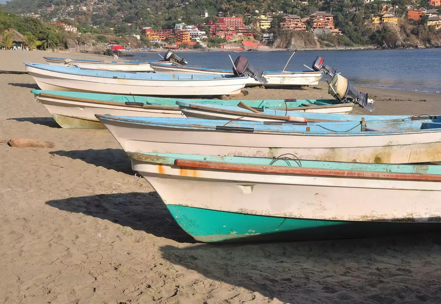 Beach Beach - Zihuatanejo Resort Studio #B - Zihuatanejo