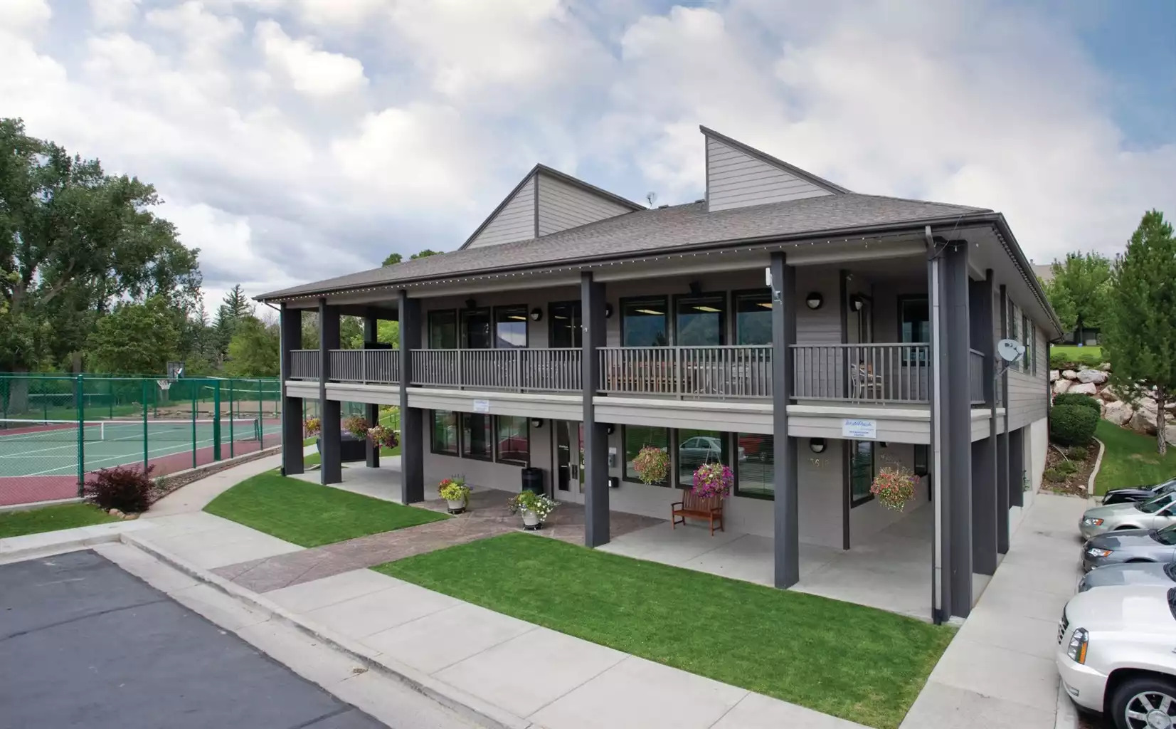 Exterior View Exterior View - Wolf Creek Resort 3bdr Compact - Eden