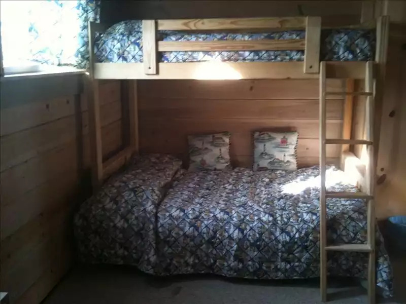 Top floor bunk beds - twin over full Top floor bunk beds - twin over full - Beach Place North - Ocean City