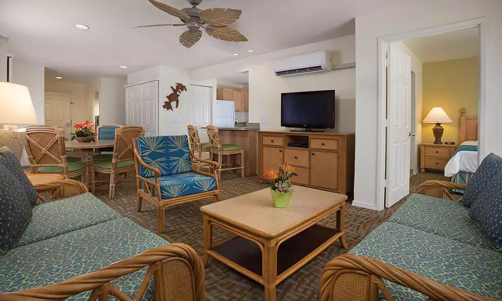 Kitchen & Living Area Kitchen & Living Area - Kona Resort 1bdr - Kona