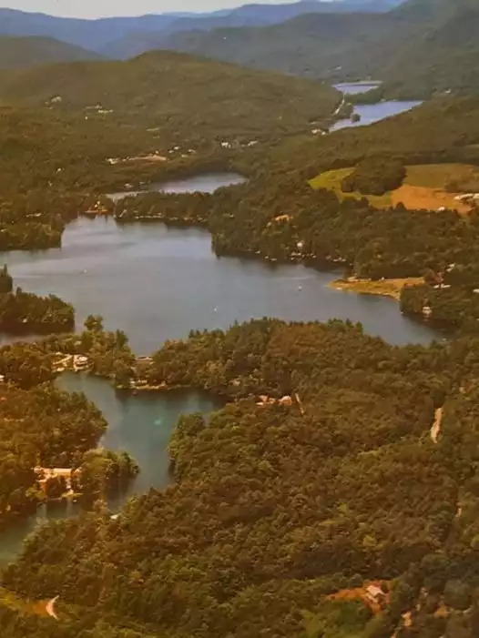 The lakes' region.
The lakes' region.
- Vermont Cottage Amherst Lake & Sanctuary - Plymouth