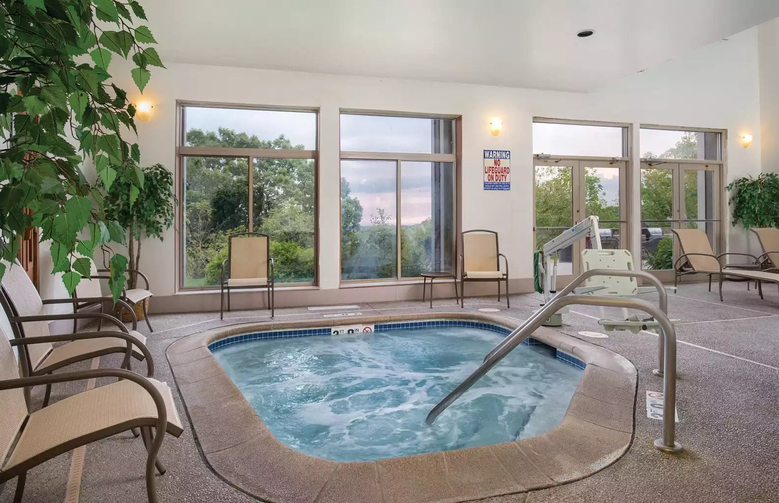 Hot Tub Hot Tub - Galena Resort Studio - Galena