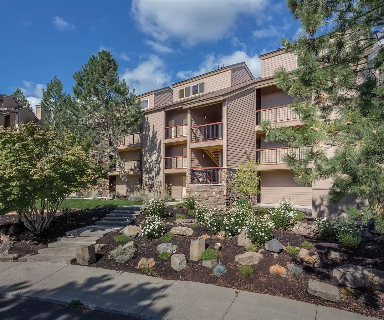 Exterior View Exterior View - Seventh Mountain Resort Studio - Bend