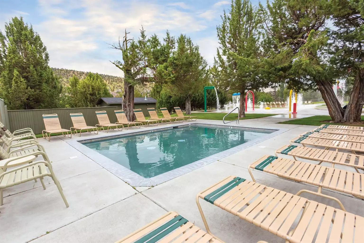 Adult & Kids Pool Adult & Kids Pool - Eagle Crest Resort 3bdr Chalet - Redmond